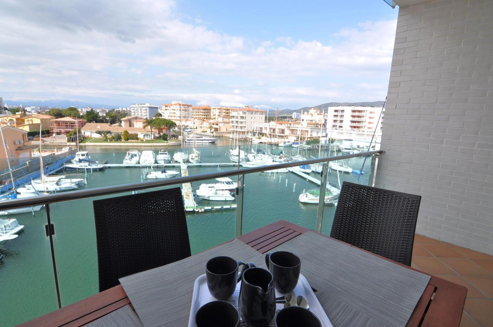 Rnet - Apartments Roses Port Trebol Exterior photo