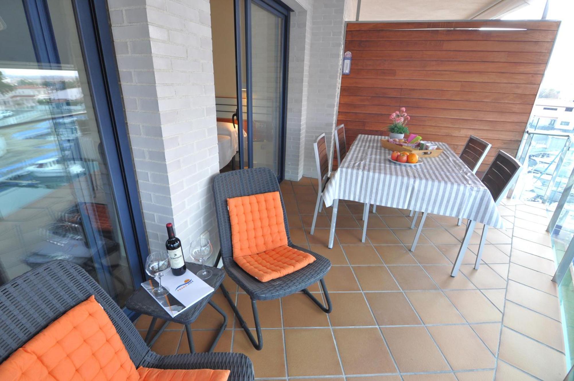 Rnet - Apartments Roses Port Trebol Exterior photo